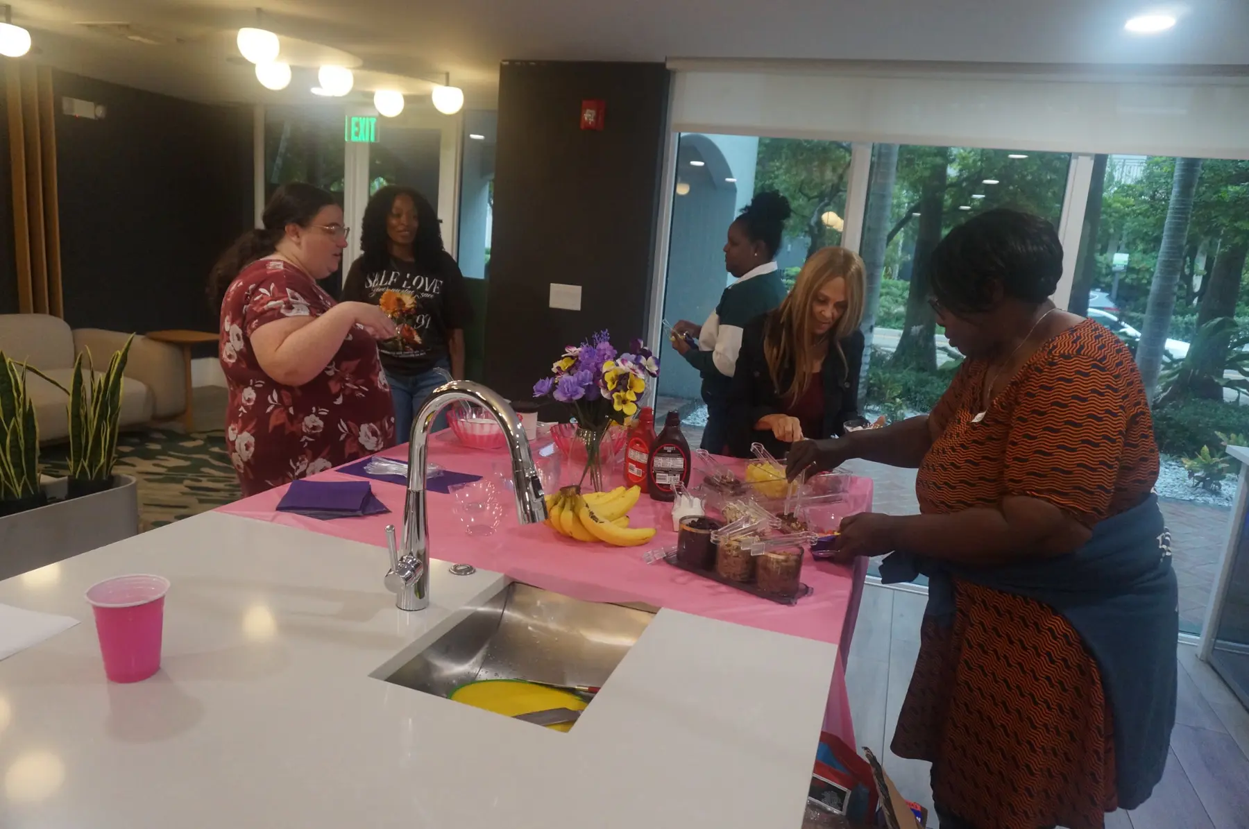 Women gathering around the sorbet bar